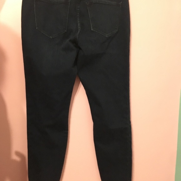 Mid Rise Built In Warm Super Skinny Jeans - Picture 6 of 7